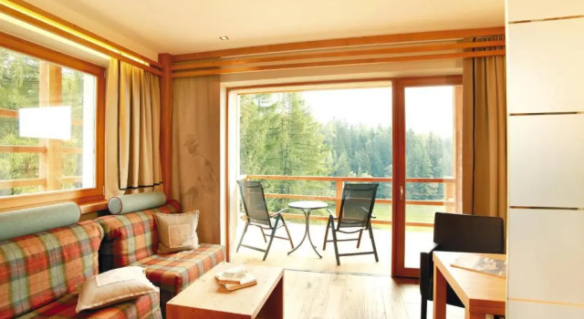Полулюкс с балконом Mountain Spa Resort Albion