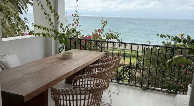 La Petite For t Seaview Flat in Marbella