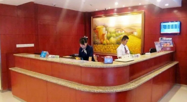 Hanting Hotel Xi'an North Street Branch, Забронировать Отель Синьчэн Сиань, рядом с Xian City Hall