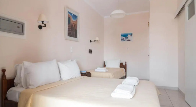 Номер Holiday Beach Resort Santorini