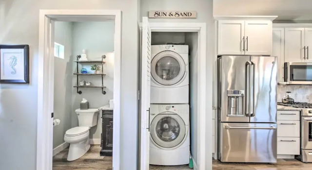 Dog-friendly San Diego Home - 1 Mi to Ocean Beach