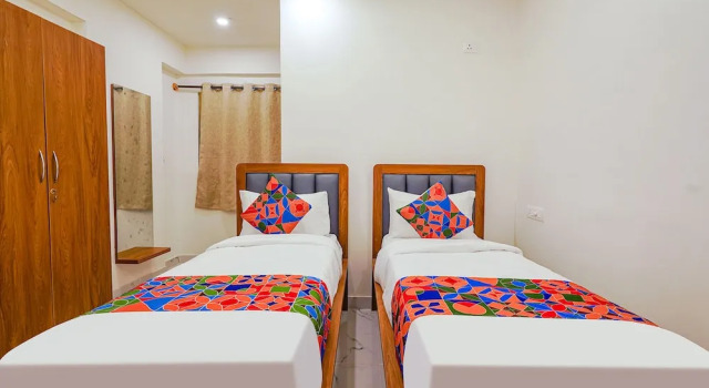 Номер Premium FabHotel Happy Home Stay