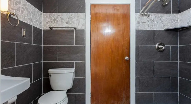 Seashell - Three Bedroom Home