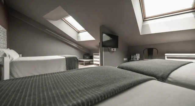 Четырёхместный номер Standard Rener Hotel Los Campones