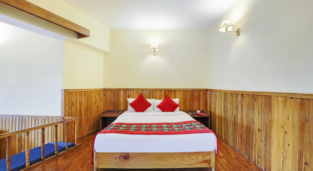 Suite Summit Newa Regency