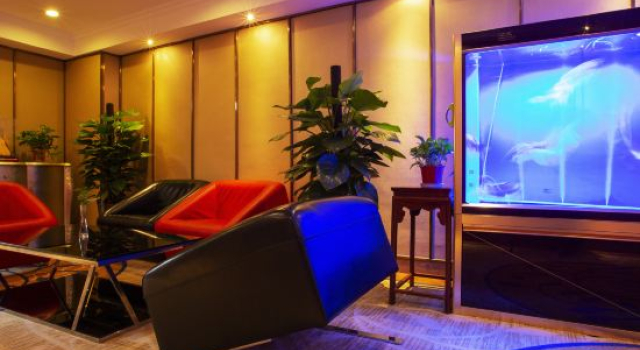 Sunshine Business Hotel (Henan Provincial People's Hospital), Rezervovat Hotel Čeng-čou Henan