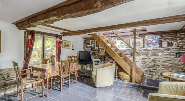 Cottage in Saint-Clair-sur-l'Elle with Garden and Barbecue, Book Feriehus Saint-Loup-Hors Lower Normandy