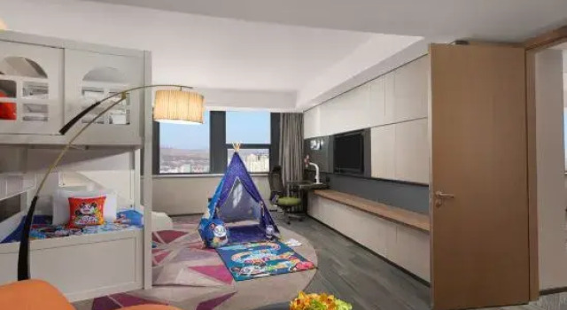 Люкс Deluxe Hampton by Hilton  Xining Kunlun Road