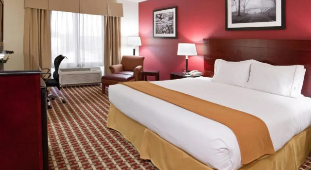 Номер Standard Holiday Inn Express Hotel & Suites Columbus Univ Area - Osu by IHG