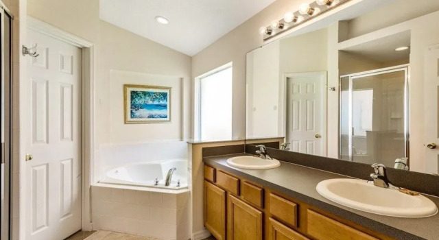SC1041 Resort Amenities Private Pool and Spa Games Room and Wi Fi by R