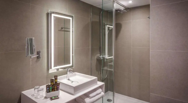 Двухместный номер Executive Novotel Cambridge North