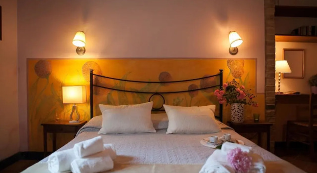 Il Vecchio Mulino Farmhouse, Book Hotel Radicondoli Val D'Elsa