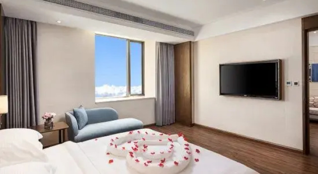 Люкс Business Ramada by Wyndham Baoji Jintai