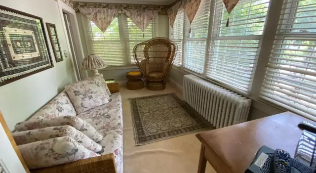 Bernard Gray Hall Bed and Breakfast, Varaa Hotelli Niagara Wine Region Ontario