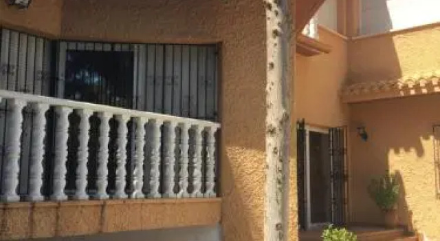 Villa las Amapolas Campoamor, Забронировать Вилла Ориуэла Валенсийское сообщество