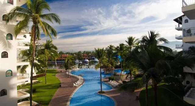Club Embarcadero Pacifico, Book Hotel Puerto Vallarta Jalisco