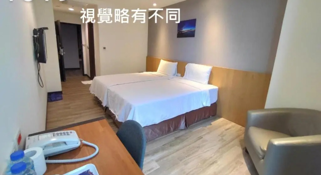 Двухместный номер Standard с видом на город Honest & Warm Hotel