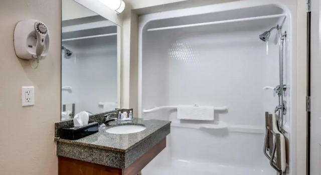 Номер Standard Comfort Inn Bonner Springs Kansas City