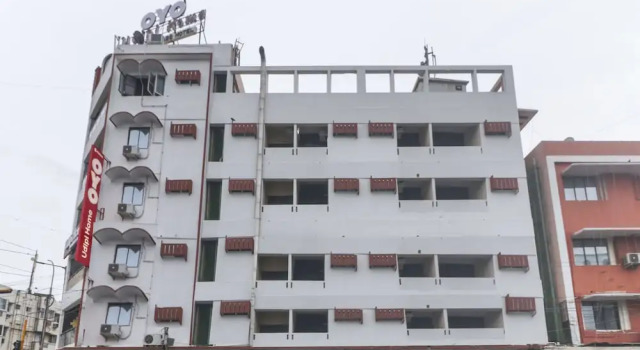 OYO 43893 Uhome Hotel Pvtltd