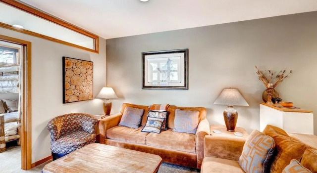 River Glen  106c 2 Bedroom Condo by RedAwning