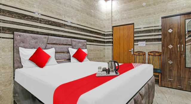 Flagship 70147 Kashyap Residency