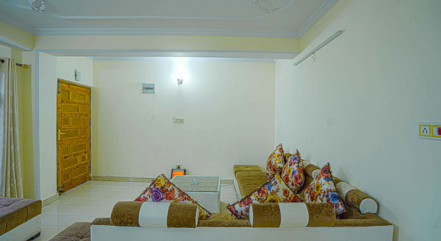 Barna Hauz  (by Dumnu Homes)