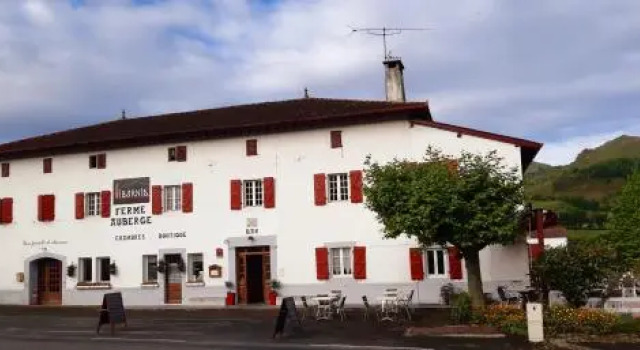 Hôtel du Fronton, Réserver Hôtel Lecumberry 