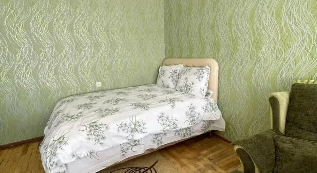 Lovely 1-bedroom rental unit in the city center, Varaa Hotelli Jerevan Armenia, lähellä Yerevan Train Station