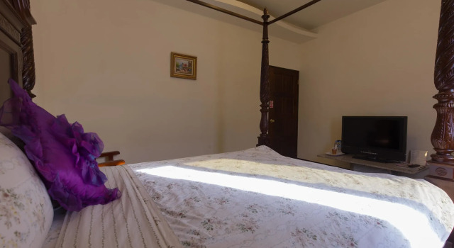 Gengmengyuan B&B, Book Bed and Breakfast Hoteller i Taitung County med pool, Swimmingpool
