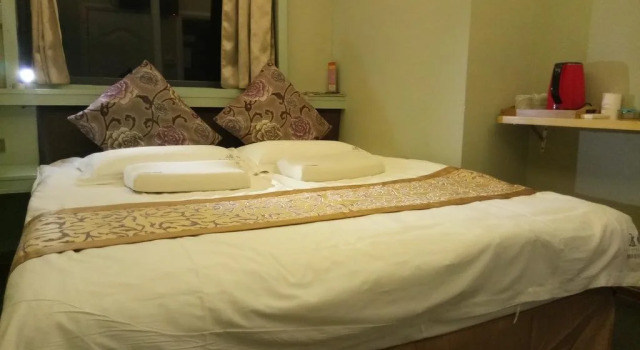 Guilin Jiuzaipangbian Boutique Inn
