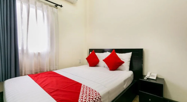 Oyo 438 Small Bay Hotel