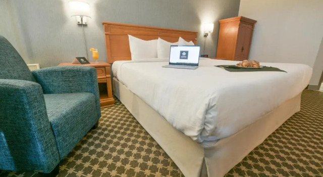 Номер Superior Hotel Universel Montréal