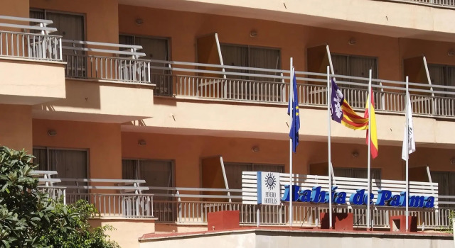 Двухместный номер Standard с балконом tent Bahia de Palma
