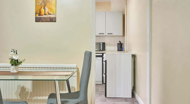 Host Stay Dover Retreat