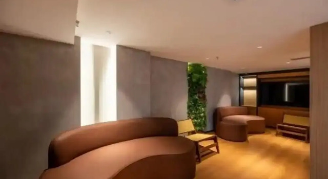 Qiuguo Hotel Shenzhen  Huanggang Port, Rezerwuj Hotel Hotele w Shenzhen z parkingiem, Parking