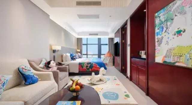Семейный люкс Grand Mercure Wuxi Huishan
