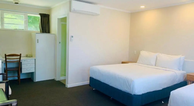 Двухместный номер Standard Alpers Lodge & Conference Centre