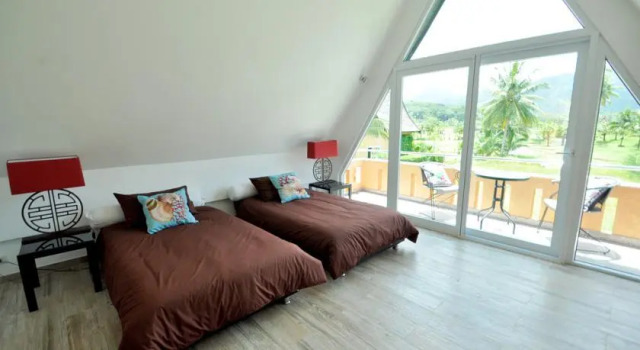 White Dragon Sea View Villa