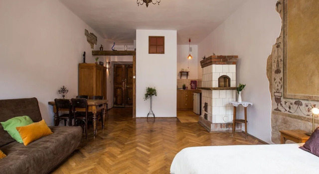 Sunny Studio in the Old Town Near the Main Square, Забронировать Апартаменты/квартира Апартаменты Кракова, рядом с Церковь Святого Франциска Ассизи, Апартаменты/квартира