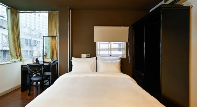 Полулюкс The Noble Swan Hotel New World