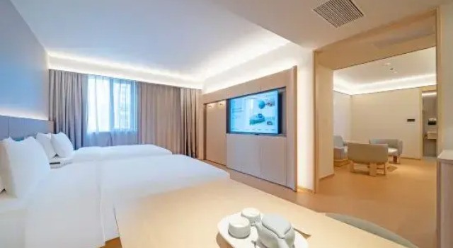 Люкс JI Hotel (Yanji Yanbian University Internet-Famous Wall)