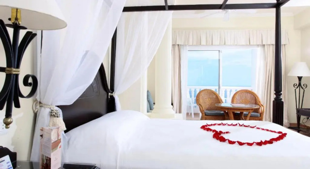 Полулюкс Superior Bahia Principe Explore Jamaica - All Inclusive
