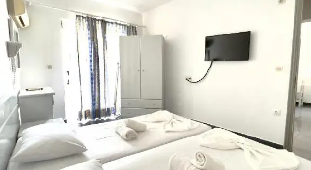 Atrium Apartment #1, Забронировать Апартаменты/квартира Дия Карпатос