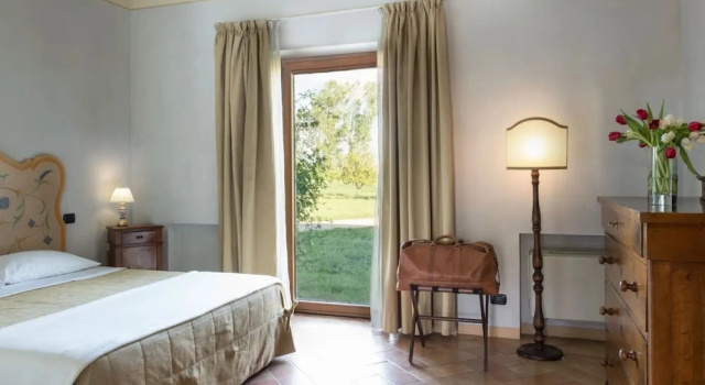 Pleasant Apartment in Santa Maria Degli Angeli With Pool, Réserver Appartement Assise Ombrie