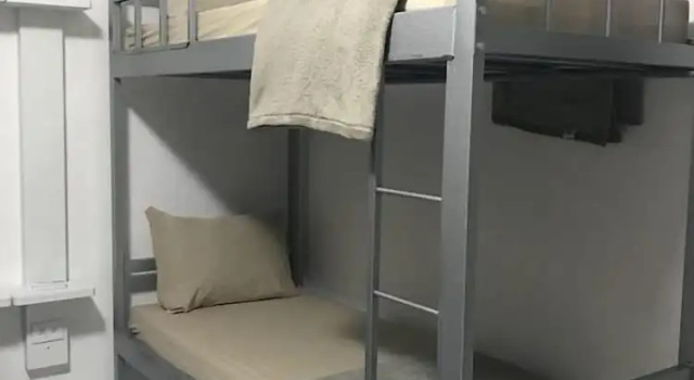 Кровать в общем номере (женский номер) Hostel Pajuçara