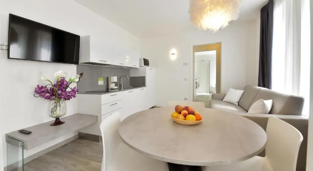 Апартаменты Primavera ApartmentSuites
