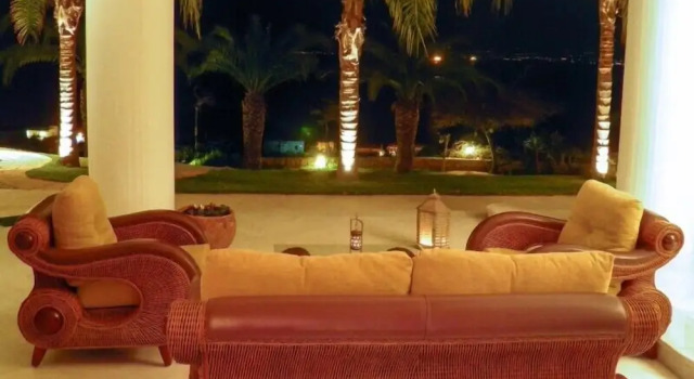 Villa Paradizo
