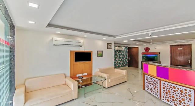 Hotel Leaf 9 Boutique, Near Golf Course Road and Galleria Market, Забронировать Отель Гургаон Gurgaon Region, рядом с Улица Гольф-Корс-роуд