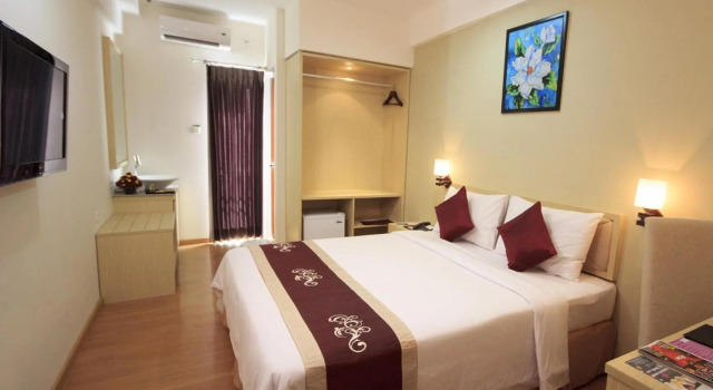 Deluxe chambre Gunawangsa Manyar Hotel Surabaya