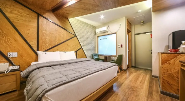 Seven Palgongsan Bombom, Book Hotel Jicheon Daegu